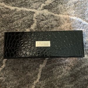 Morphe box brush case